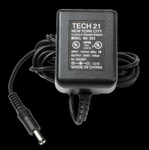 power-supply-tech21-dc-onblack